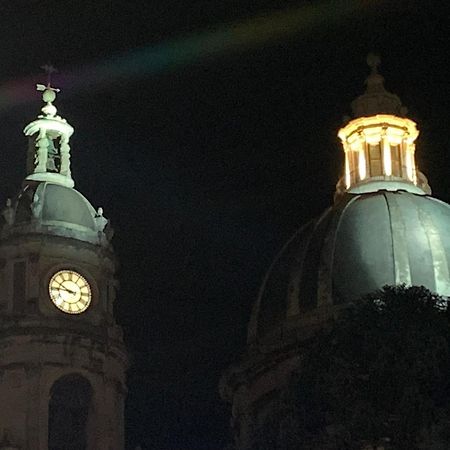 La Suite Di Piazza Dell'Universita Aeroporto di Catania Fontana Rossa Esterno foto