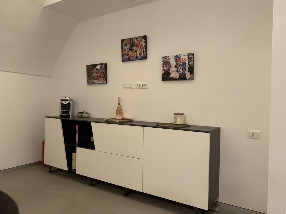 La Suite Di Piazza Dell'Universita Aeroporto di Catania Fontana Rossa Esterno foto
