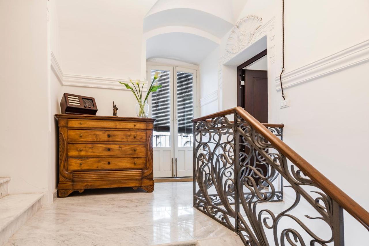 La Suite Di Piazza Dell'Universita Aeroporto di Catania Fontana Rossa Esterno foto