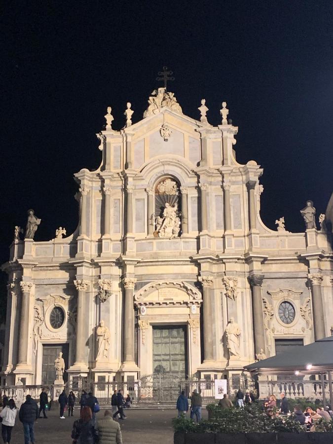 La Suite Di Piazza Dell'Universita Aeroporto di Catania Fontana Rossa Esterno foto
