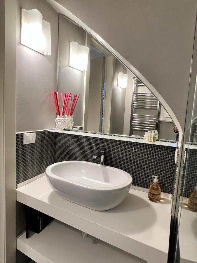 La Suite Di Piazza Dell'Universita Aeroporto di Catania Fontana Rossa Esterno foto