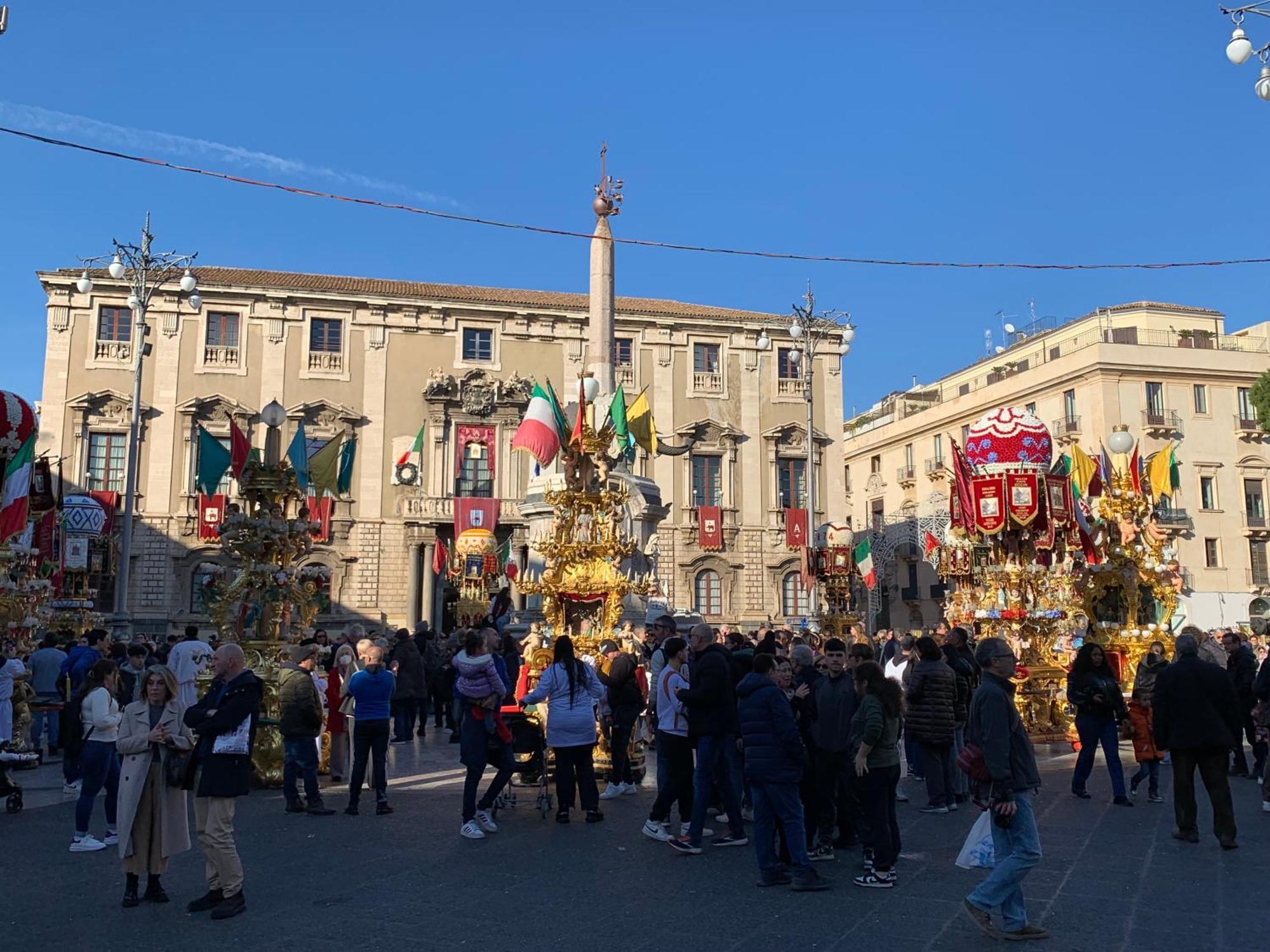 La Suite Di Piazza Dell'Universita Aeroporto di Catania Fontana Rossa Esterno foto